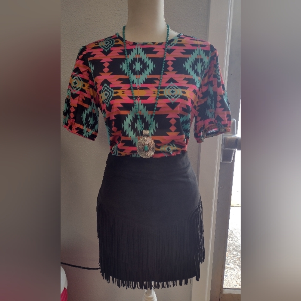 Bright Ranch Bubble Sleeve Top - Picture 4 of 4